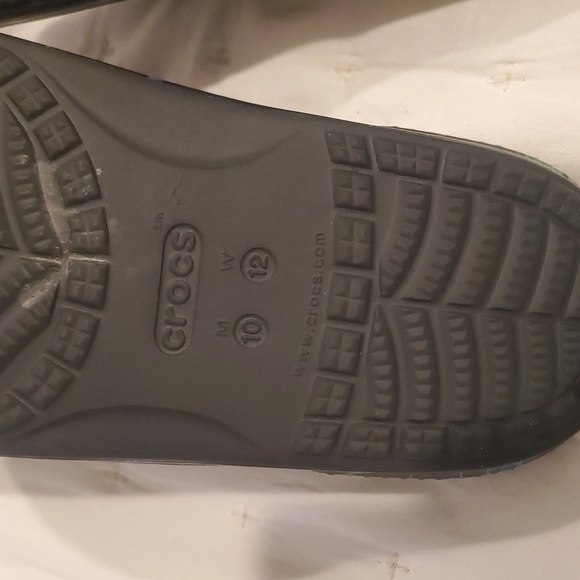 Crocs Classic Sandals Out of This World Lightning Unisex Men’s Sz 10 Women Sz 12 - Picture 5 of 5